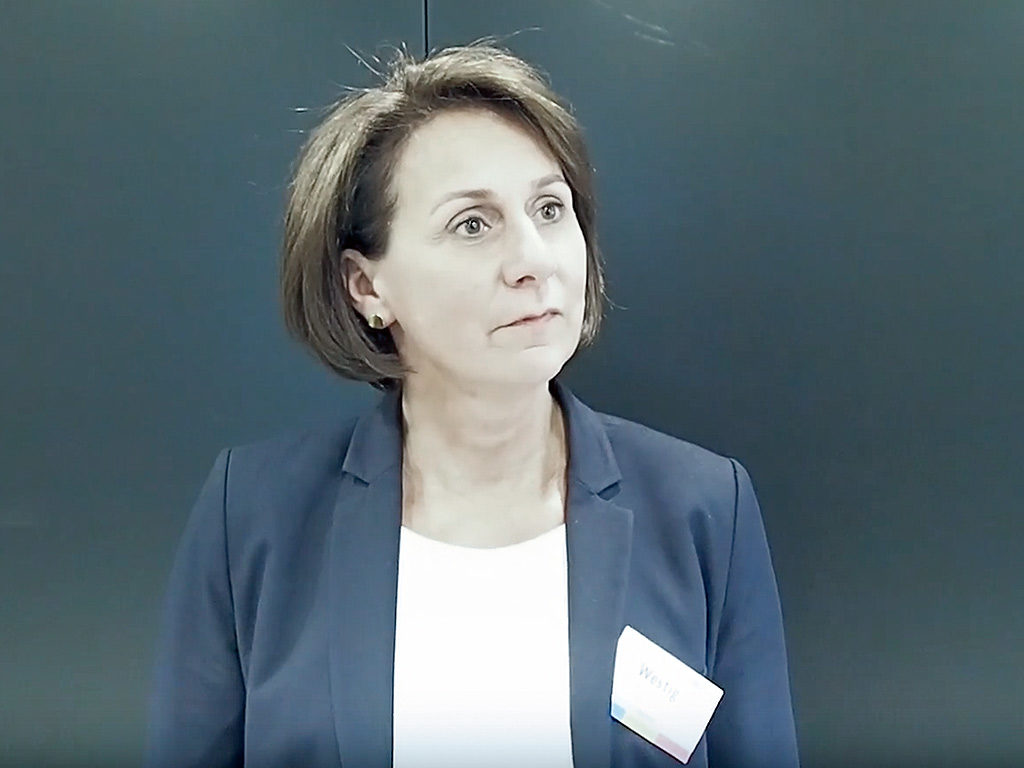 Nicole Westig, FDP, im Interview über Digitalisierung in der Pflege