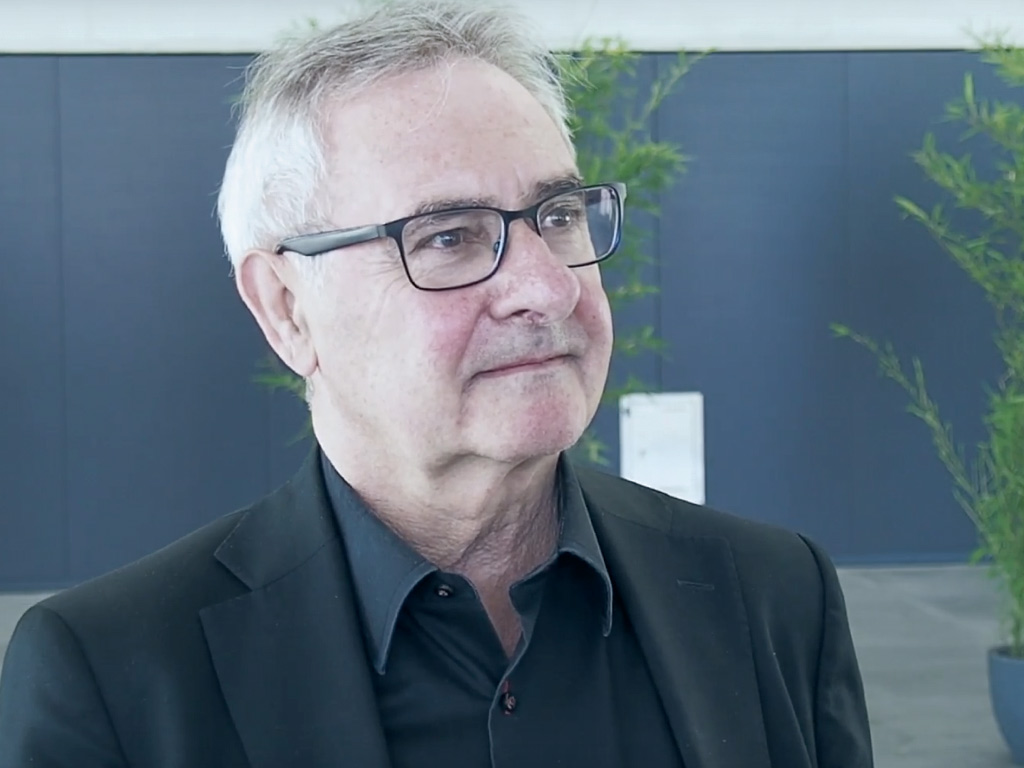 Wilfried von Eiff im Interview ueber Krankenhauslogistik und Digitalisierung