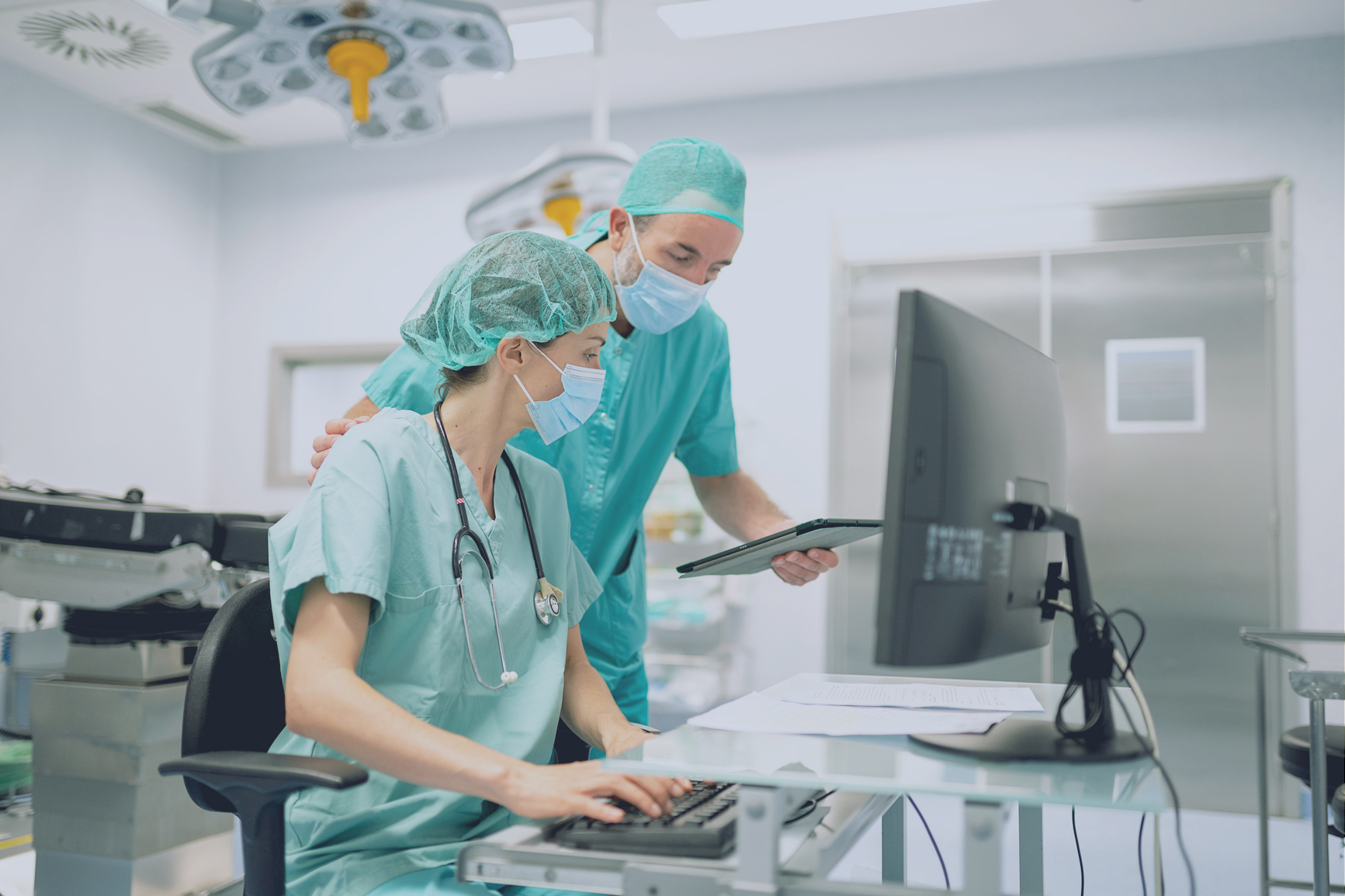 Das POLAVIS Patientenportal wird von zwei Ärzten genutzt Das POLAVIS Patientenportal wird von zwei Ärzten genutzt.