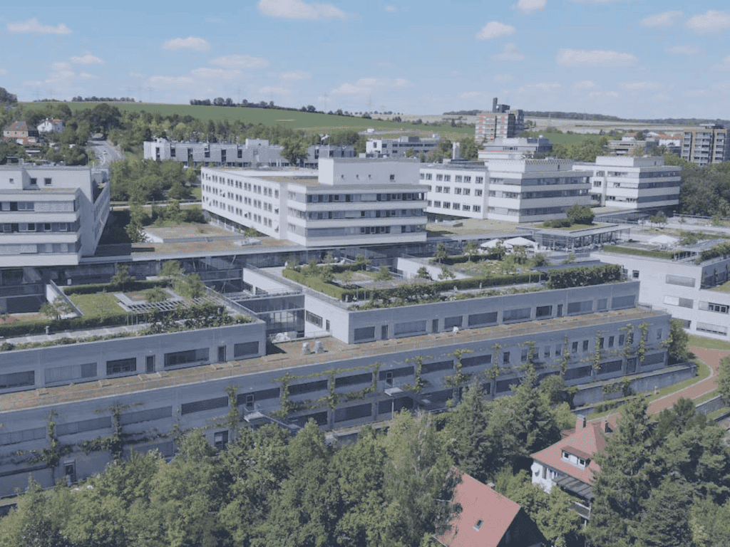 Use Case Würzburg 1024×768 Eine Luftaufnahme des Universitätsklinikums Würzburg.