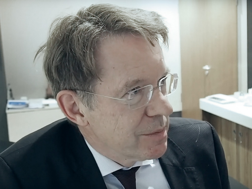 Norbert Roeder im Interview ueber Digitalisierung im Krankenhaus